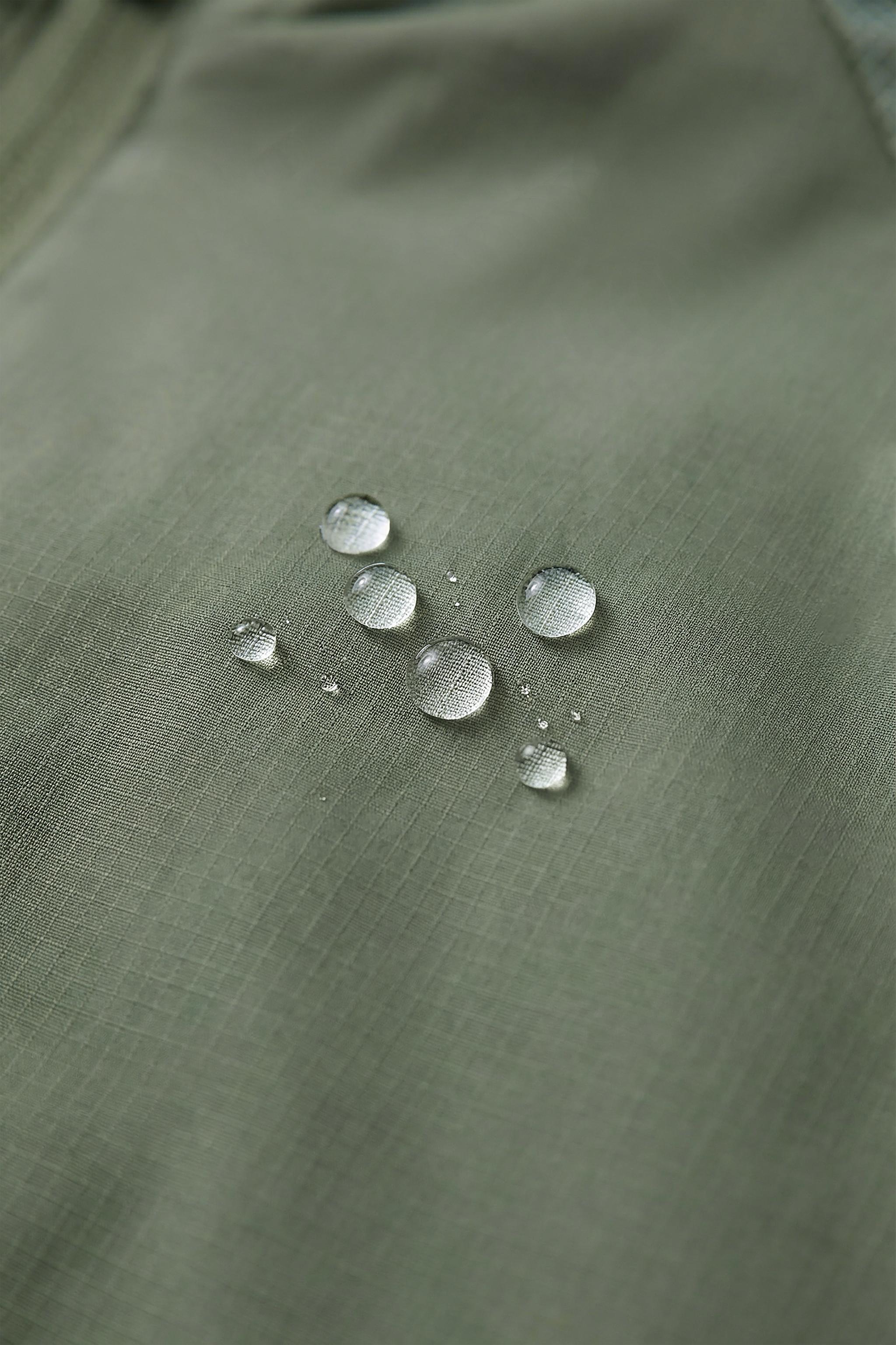 INTERLOCK WATER REPELLENT RAINCOAT